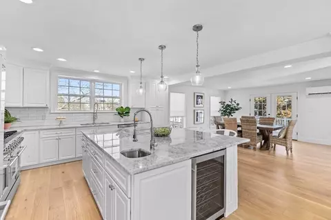 Kitchen - 33 Warfield Ave, Hull, MA 02045 photo 6 of 6
