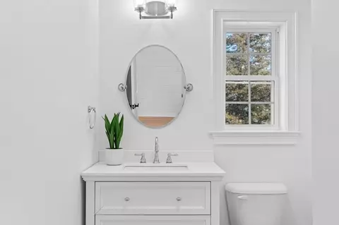 Bath - 33 Warfield Ave, Hull, MA 02045 photo 1 of 5