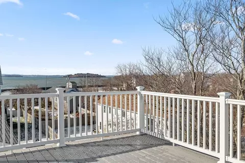 Exterior - 33 Warfield Ave, Hull, MA 02045 photo 3 of 8