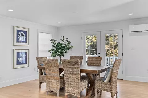 Dining - 33 Warfield Ave, Hull, MA 02045 photo 1 of 3