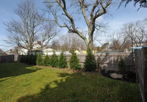 Exterior - 33 Warfield Ave, Hull, MA 02045 photo 7 of 8