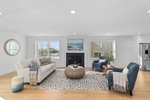 Living - 33 Warfield Ave, Hull, MA 02045 photo 1 of 3
