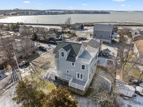 View/Area - 33 Warfield Ave, Hull, MA 02045 photo 2 of 3