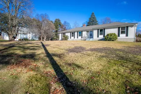 193 Pearl Hill Rd, Fitchburg, MA 01420