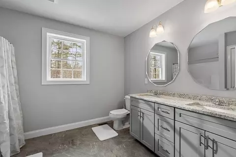 Bath - 155 Tuckerman Rd, Ashburnham, MA 01430 photo 2 of 4