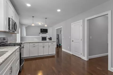 Kitchen - 155 Tuckerman Rd, Ashburnham, MA 01430 photo 4 of 5