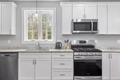 Kitchen - 155 Tuckerman Rd, Ashburnham, MA 01430 photo 3 of 5
