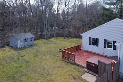 5 Pine Knl, Southwick, MA 01077 photo 39