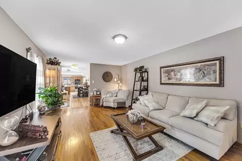 5 Pine Knl, Southwick, MA 01077 photo 4
