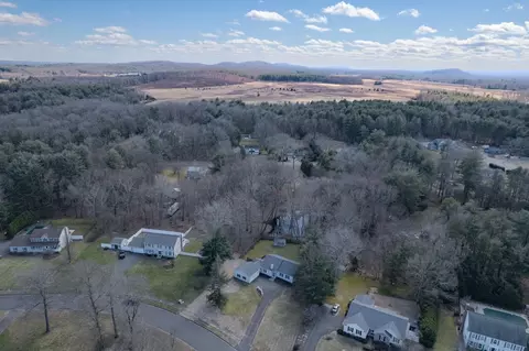 5 Pine Knl, Southwick, MA 01077 photo 40