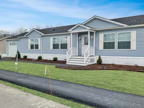 121 E Washington #27, North Attleboro, MA 02760
