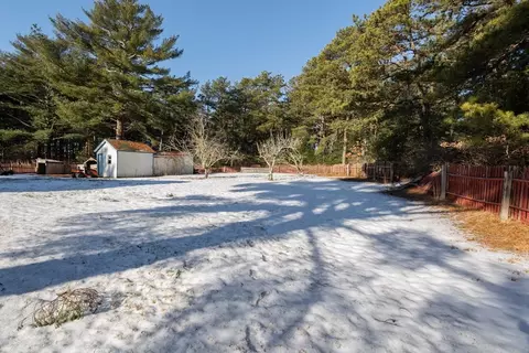 136 Charge Pond Rd, Wareham, MA 02571 photo 5