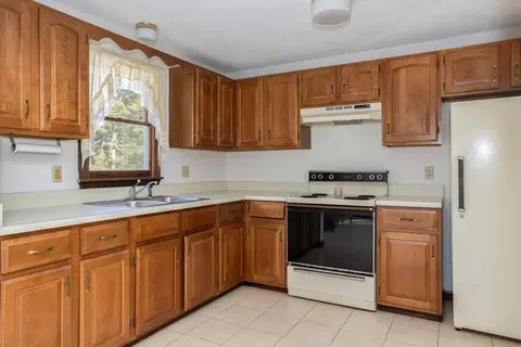 136 Charge Pond Rd, Wareham, MA 02571 photo 21