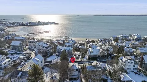 68 Rockland St, Swampscott, MA 01907