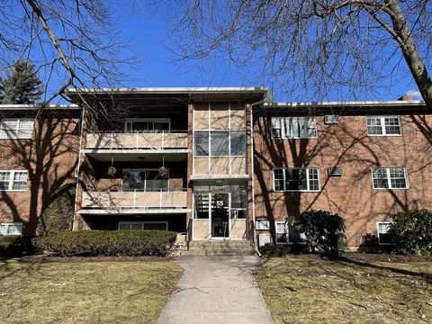 55 Jacqueline Rd #7, Waltham, MA 02452