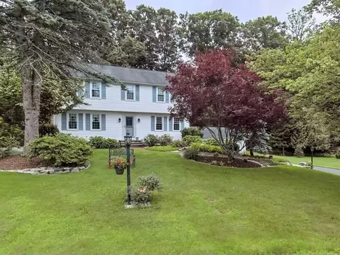 15 Foley Dr, Southborough, MA 01772