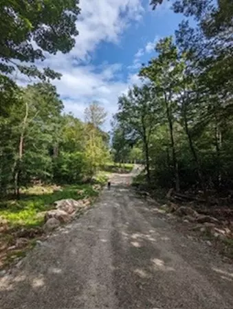 176 Plumb Rd, Becket, MA 01223