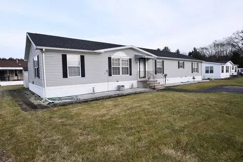 12 Short St, Raynham, MA 02767