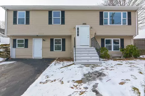 155 Lewiston St, Fall River, MA 02721