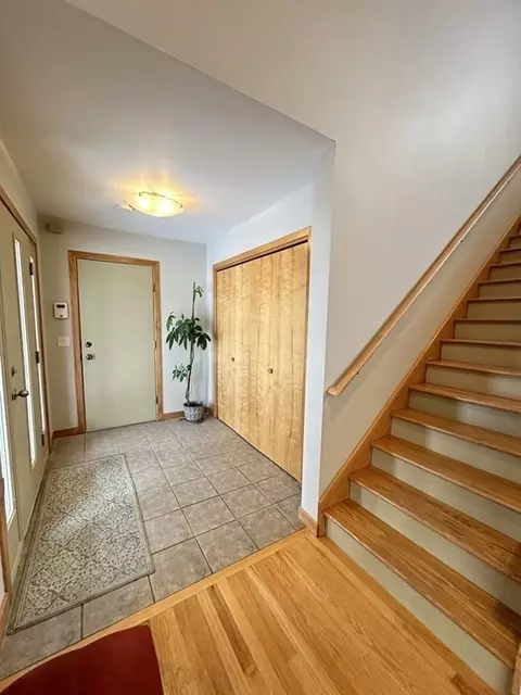 63 Gates Ave, Springfield, MA 01118 photo 7