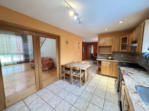 63 Gates Ave, Springfield, MA 01118 photo 11