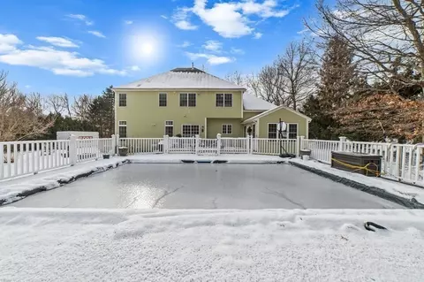 40 Old Stable Dr, Mansfield, MA 02048 photo 36