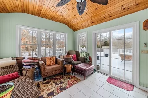 40 Old Stable Dr, Mansfield, MA 02048 photo 33