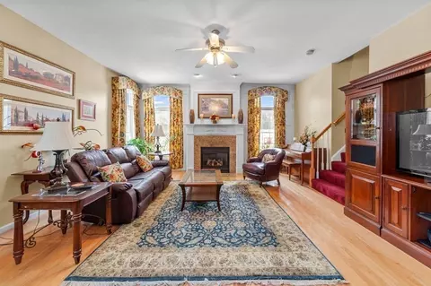 40 Old Stable Dr, Mansfield, MA 02048 photo 10