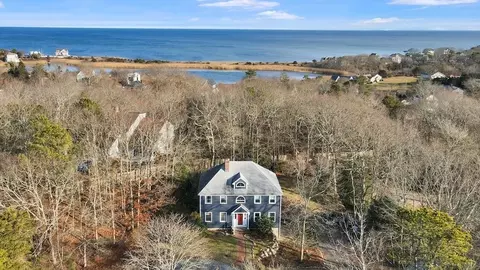 15 Cornerstone Cir, Plymouth, MA 02360