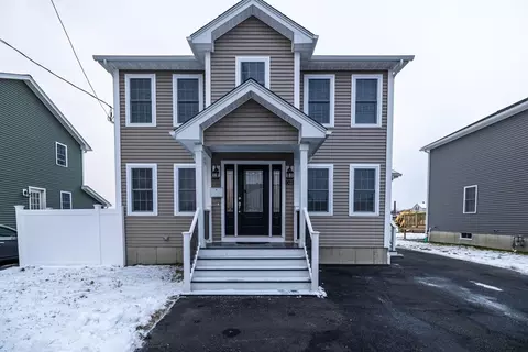 903 Dwelly St, Fall River, MA 02724