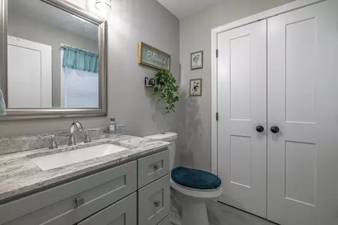 903 Dwelly St, Fall River, MA 02724 photo 27
