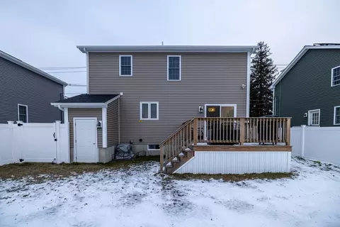 903 Dwelly St, Fall River, MA 02724 photo 5