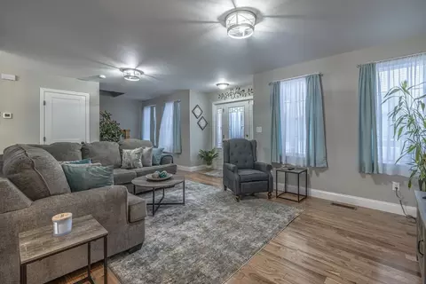 903 Dwelly St, Fall River, MA 02724 photo 10
