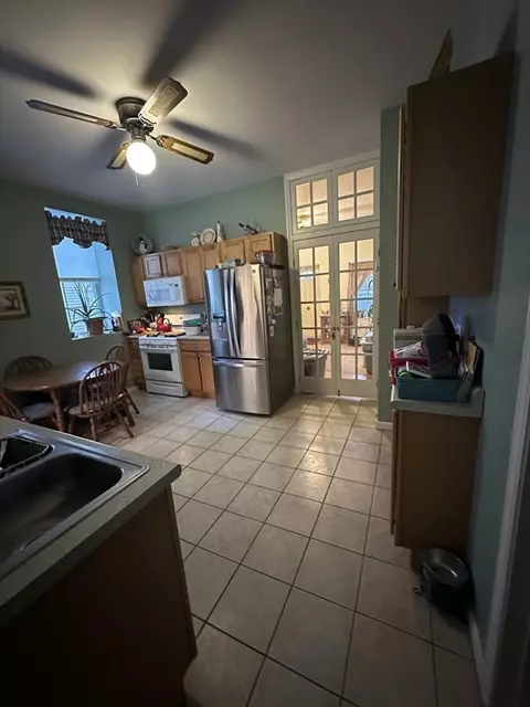 138 Beattie St #1, Fall River, MA 02723 photo 12