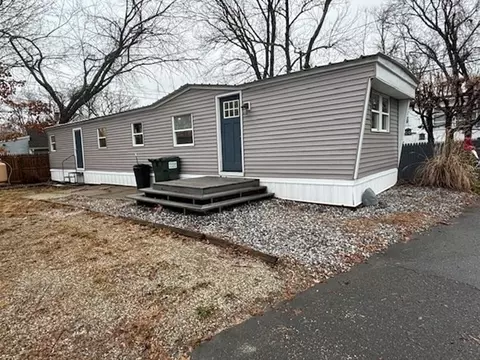 229 Miller St #G-4, Ludlow, MA 01056