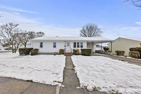 541 Wood St, New Bedford, MA 02745