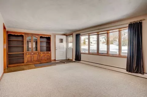 15 Longview Ave, Ware, MA 01082 photo 3