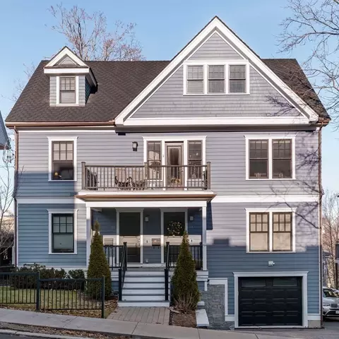 33 Summit Ave #33, Brookline, MA 02446