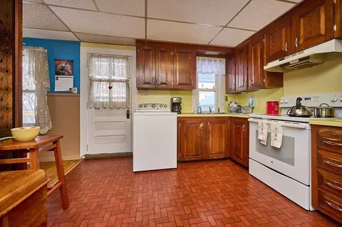 10-12 Wright Ave - Duplex, Northampton, MA 01060 photo 9