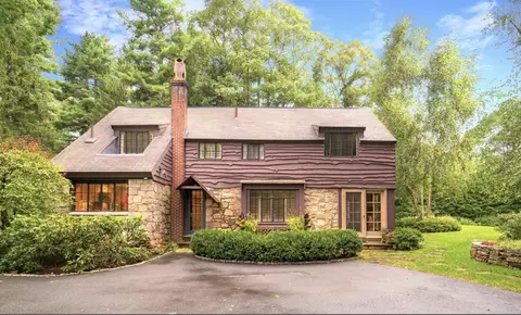 43 Bretton Rd, Dover, MA 02030