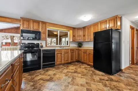 56 Longmeadow Rd, Beverly, MA 01915 photo 8