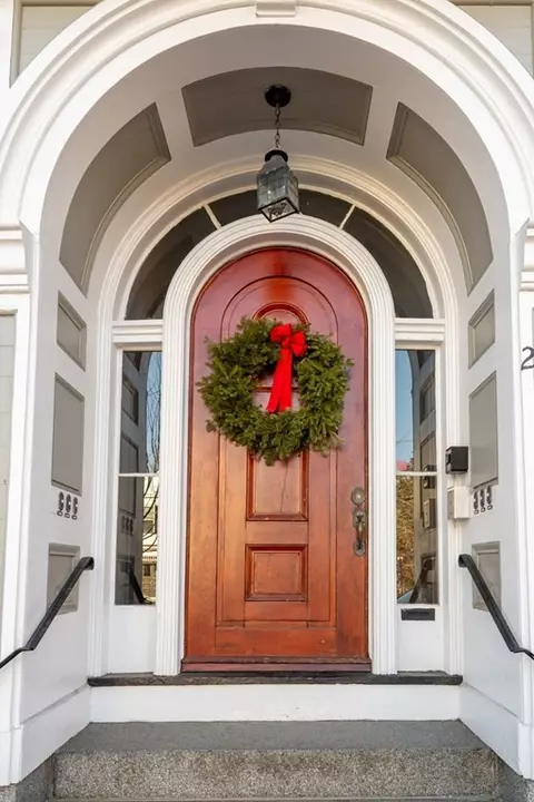22 Winter St #5, Salem, MA 01970