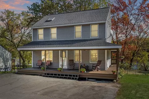 86 Lowell Blvd, Methuen, MA 01844