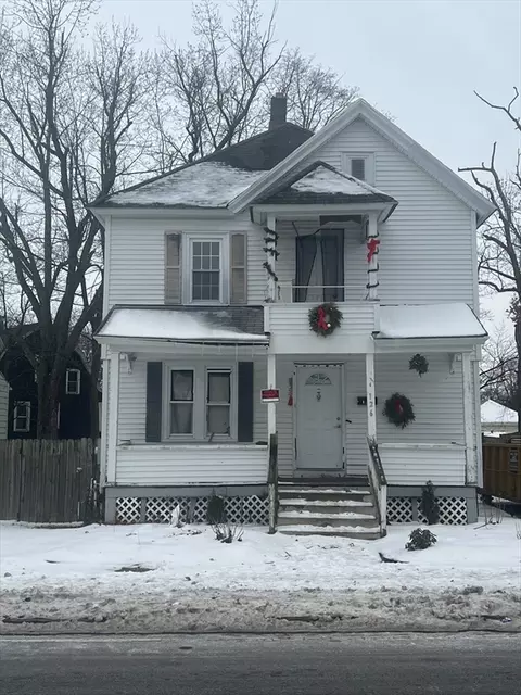 126 Benton St, Springfield, MA 01109