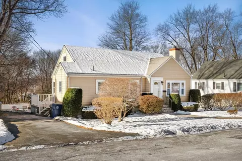 5 Hillcrest Rd, Danvers, MA 01923 photo 2