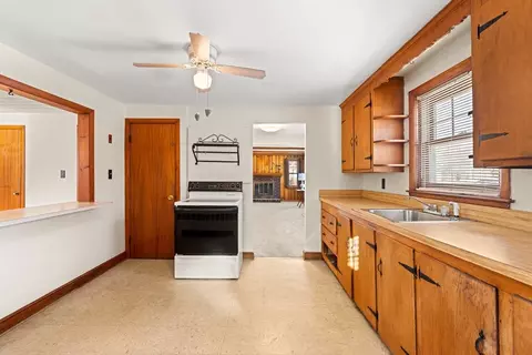 5 Hillcrest Rd, Danvers, MA 01923 photo 8