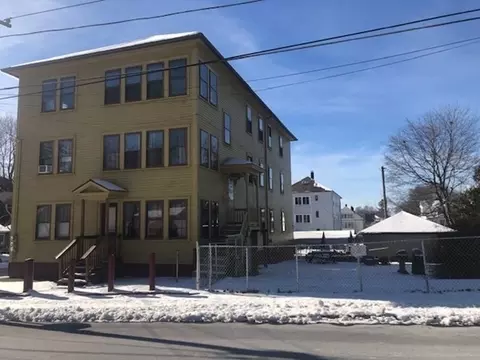 40 Lincoln St, Webster, MA 01570 photo 8