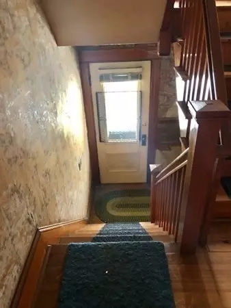 40 Lincoln St, Webster, MA 01570 photo 12