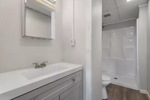 4 Canonicus St, Fall River, MA 02723 photo 12