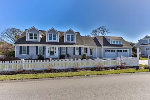 21 Hunter Rise, Chatham, MA 02633